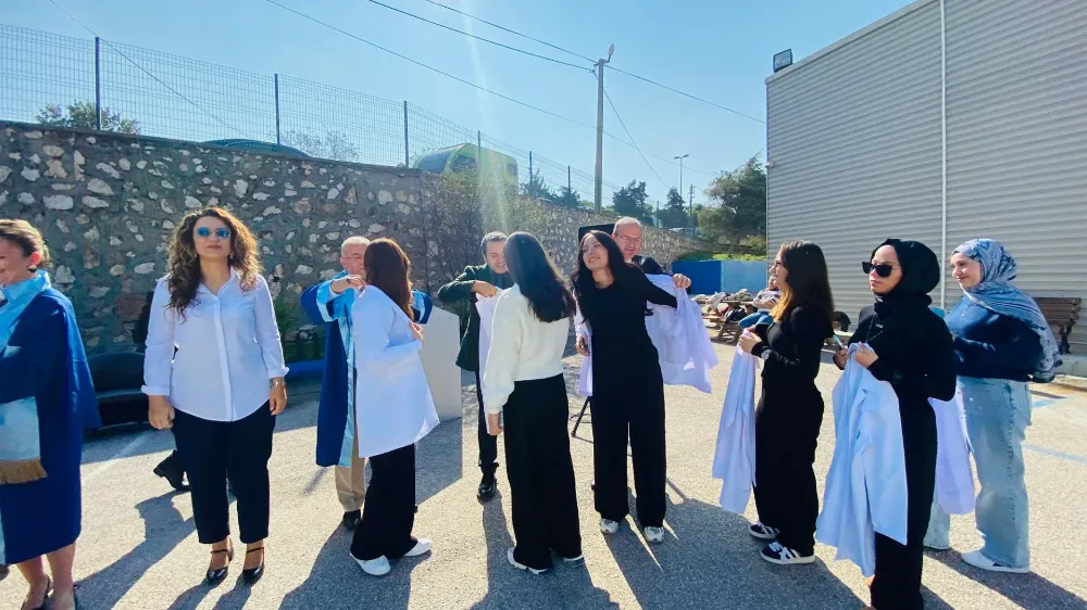 Bandırma MYO Gıda İşleme Bölümü Öğrencileri Beyaz Önlüklerini Giydi