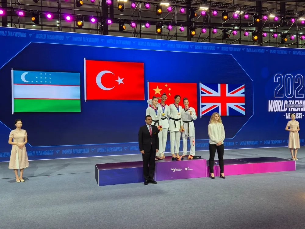 Balıkesir Büyükşehir Belediyespor’un yıldızı Nafia Kuş Aydın yeniden zirvede