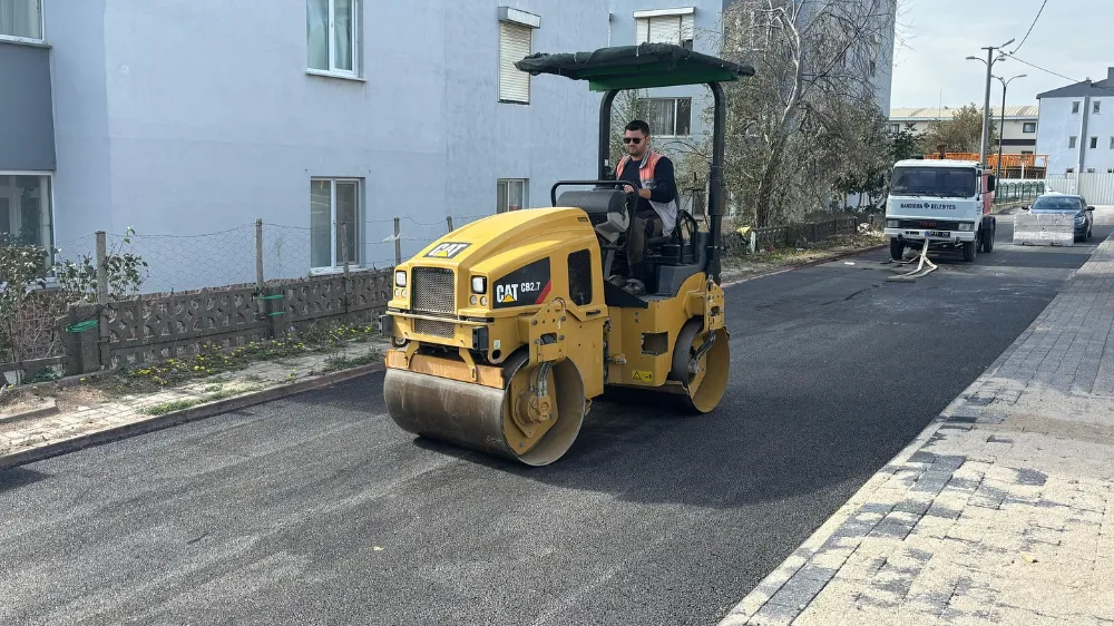 Bandırma Belediyesi’nden Üç Mahallede Yoğun Çalışma