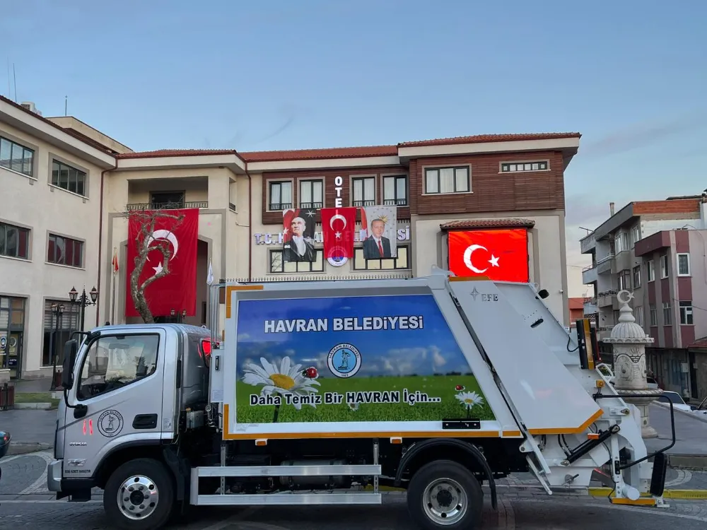 Havran Belediyesi’ne yeni çöp toplama aracı kazandırıldı