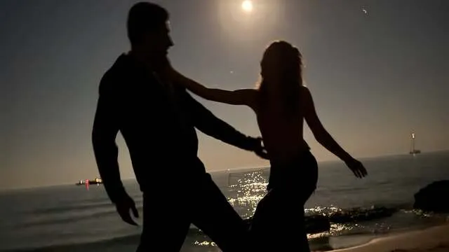 Sinem Kobal ve Kenan İmirzalıoğlu’ndan Aşk Dolu Tatil Paylaşımı