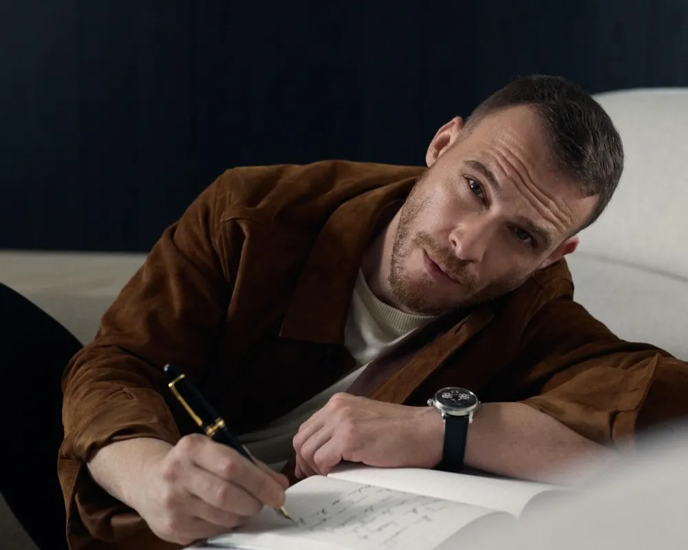 Kerem Bürsin Maldivler Tatilinden Döndü, “Çarpıntı”nın Çekimlerine Başlıyor