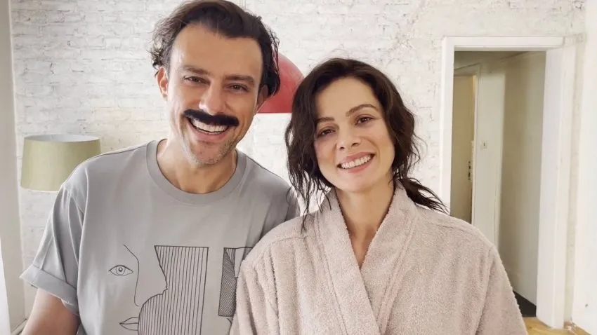 Özge Özpirinçci ve Salih Bademci, “Sakıncalı” Dizisinde Yeniden Bir Arada