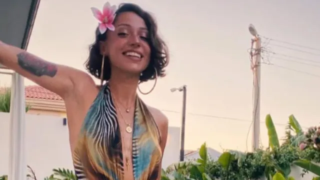 Zeynep Bastık 32. Yaşını Serkay Tütüncü ile Kutladı